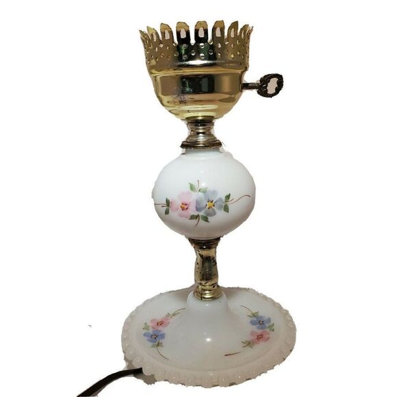 VTG WHITE UNDERWRITERS LABORATORY HOBNAIL MILK GLASS TABLE LAMP 19" FLORAL WORKS - Picture 9 of 9